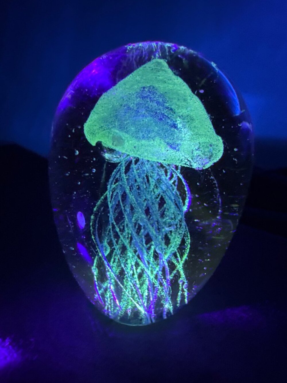 Handcrafted Glass Jellyfish Paperweight With Blue And Clear Swirls 5 Inches Tall